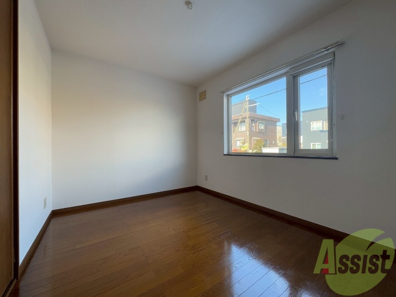 その他部屋・スペース　寝室です。部屋をどう使うかはあなた次第です！