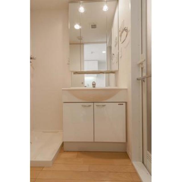 洗面設備　同仕様