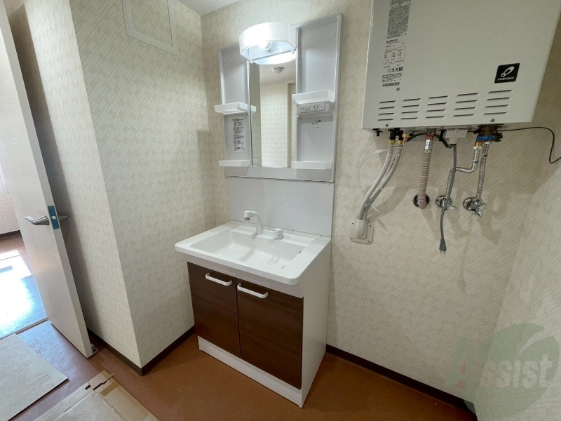 洗面設備　シャンプードレッサーで身支度もラクラクです！