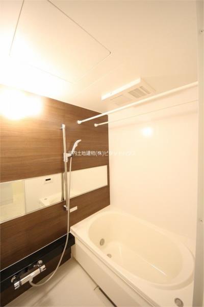 バス・シャワールーム　追い焚き・浴室乾燥機付き※類似室内