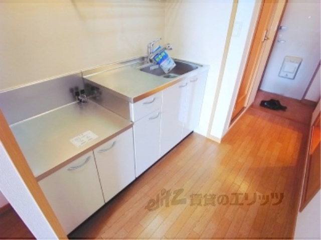 キッチン　給湯リモコン