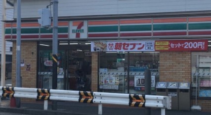 コンビニ　セブンイレブン 横浜戸部店（コンビニ）まで435m