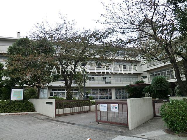 中学校　横浜市立大鳥中学校（中学校）まで417m