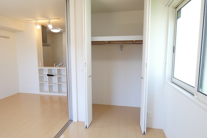 収納　洋室クローゼット