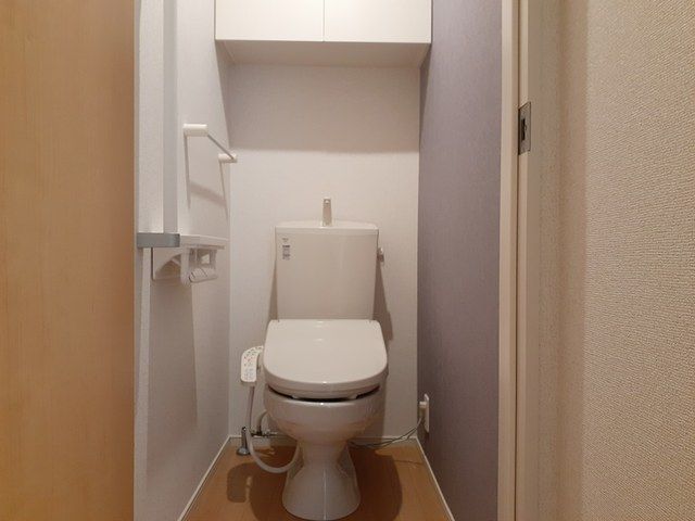 トイレ　落ち着いたトイレです