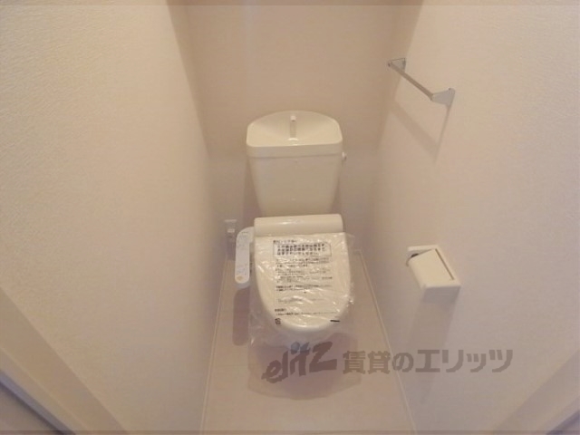 トイレ　ウォシュレット付