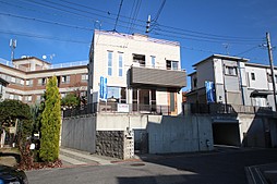 小学校　泉佐野市立長坂小学校（小学校）まで577m