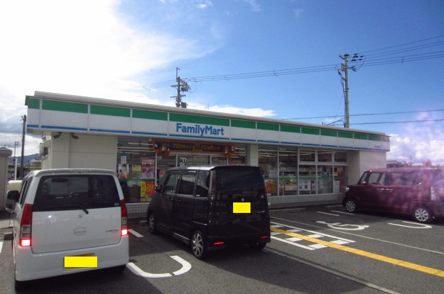 コンビニ　ファミリーマート 泉佐野鶴原店（コンビニ）まで350m