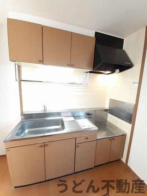 キッチン　うどん県のお部屋探しはうどん不動産へ うどんちゃんとLINE