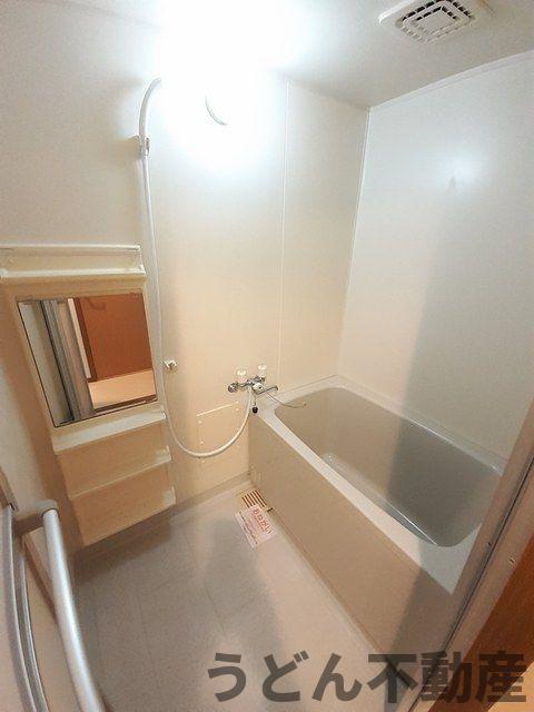 バス・シャワールーム　うどん県のお部屋探しはうどん不動産へ うどんちゃんとLINE