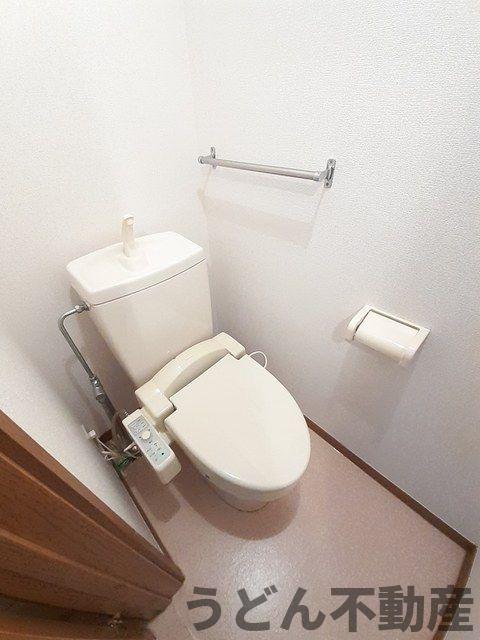 トイレ　うどん県のお部屋探しはうどん不動産へ うどんちゃんとLINE