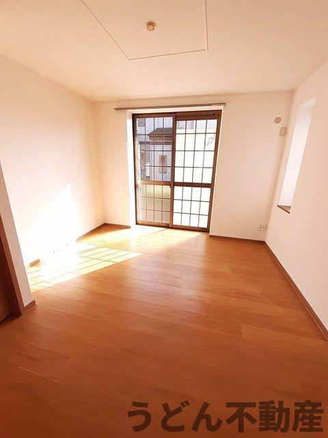 居室・リビング　うどん県のお部屋探しはうどん不動産へ うどんちゃんとLINE