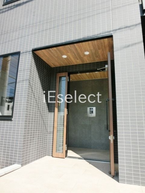 エントランス　安心のオートロックです。