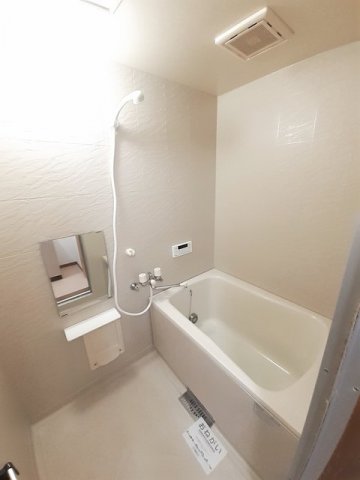 バス・シャワールーム　ゆったり過ごせるお風呂です