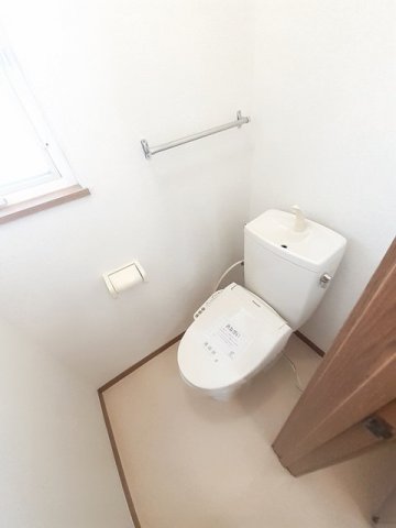トイレ　シンプルで使いやすいトイレです