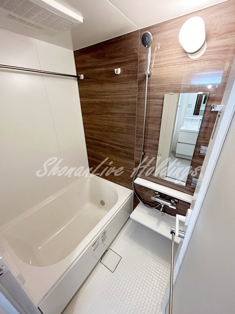 バス・シャワールーム　浴室乾燥機完備♪