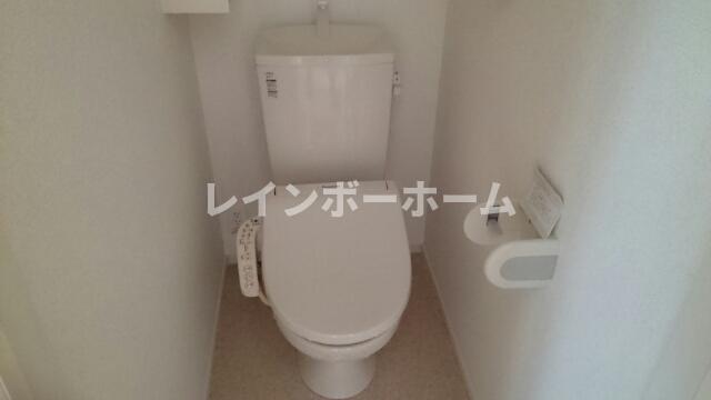 トイレ　落ち着いたトイレです