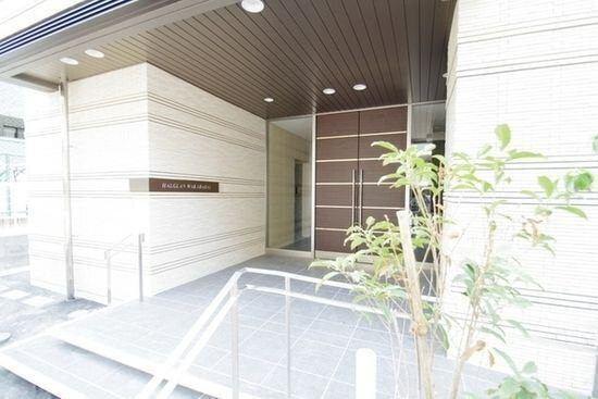 エントランス　エレベーター付きです