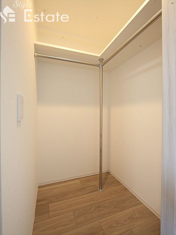 収納　ウォークインクローゼット