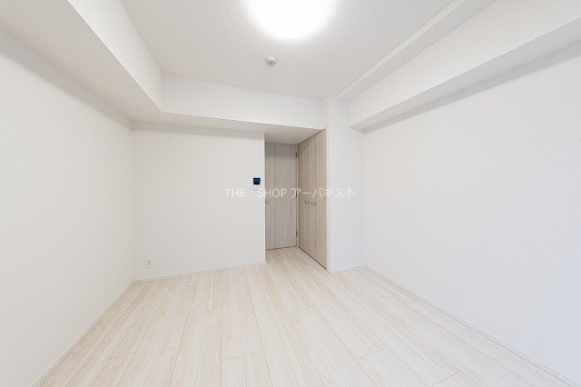 その他部屋・スペース　ホワイト基調のフローリング