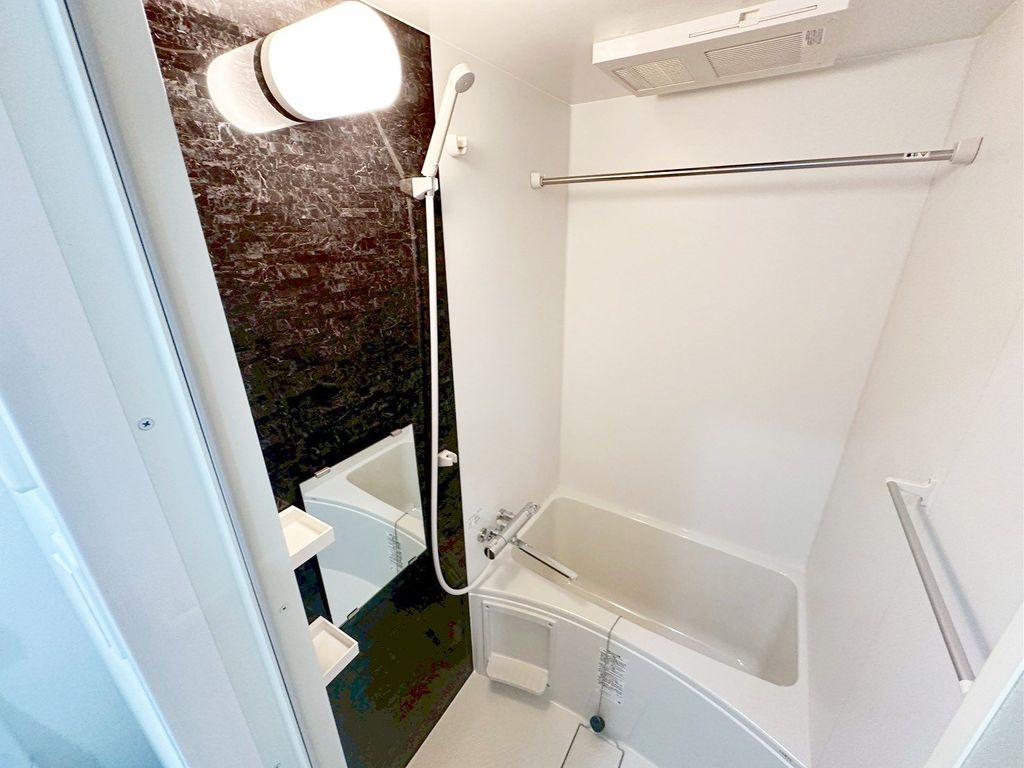 バス・シャワールーム　バス