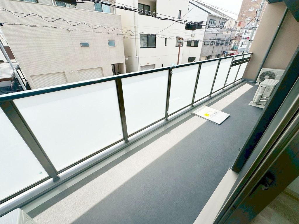 バルコニー　バルコニー