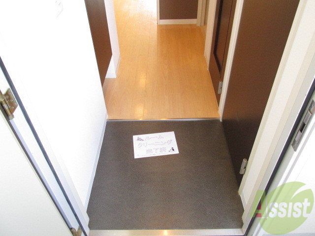 玄関　シューズケースも大容量です。靴が多くても安心ですね