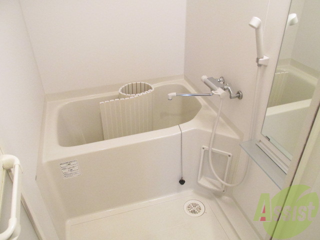 バス・シャワールーム　一日の疲れはゆったりバスタイムで解消しっかり温もって下さい