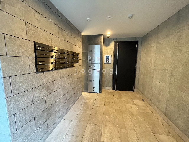 エントランス　オートロック