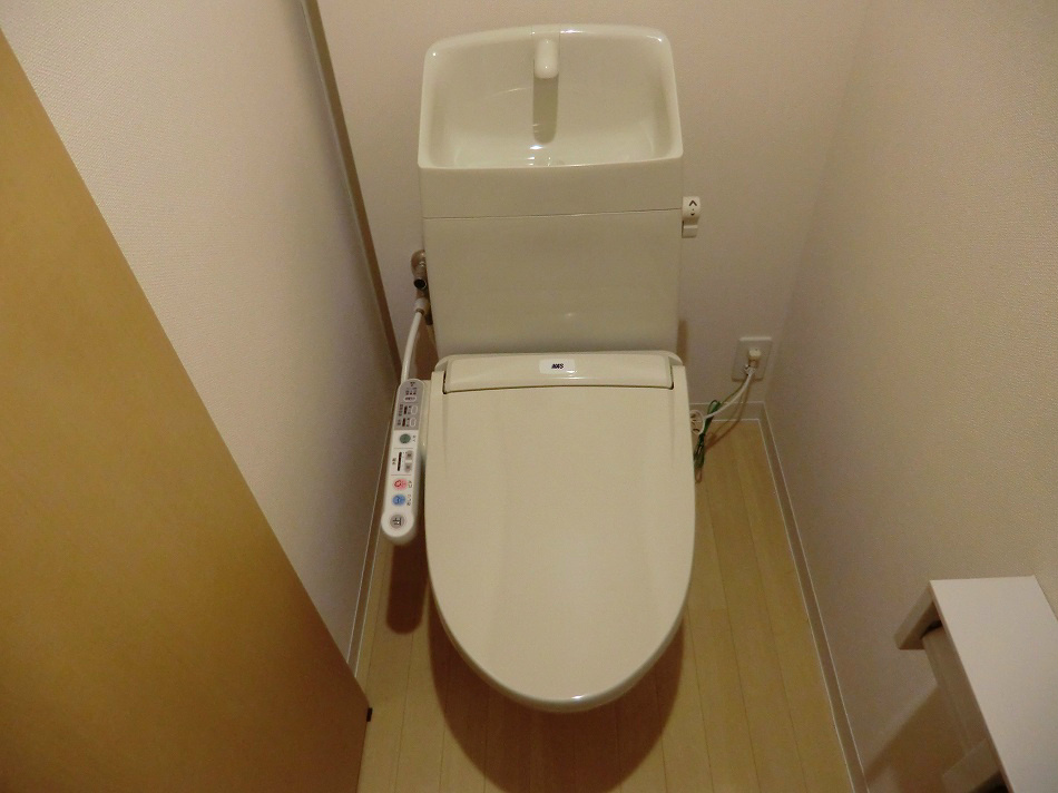 トイレ　トイレ