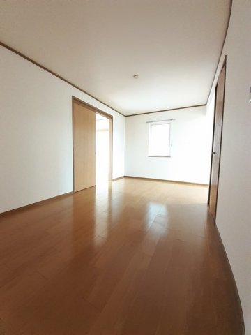 居室・リビング　使いやすい居間です