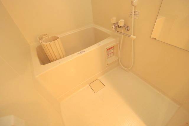 バス・シャワールーム　綺麗な浴室♪