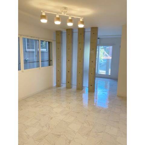 居室・リビング　広々リビング