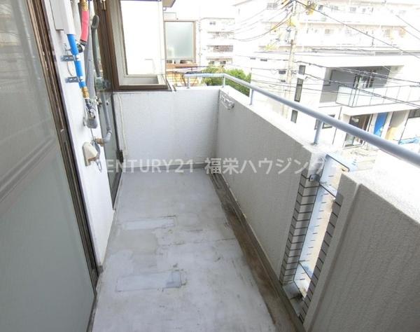 地下鉄長堀鶴見緑地線 横堤駅 徒歩5分 4階建 築38年の内装写真