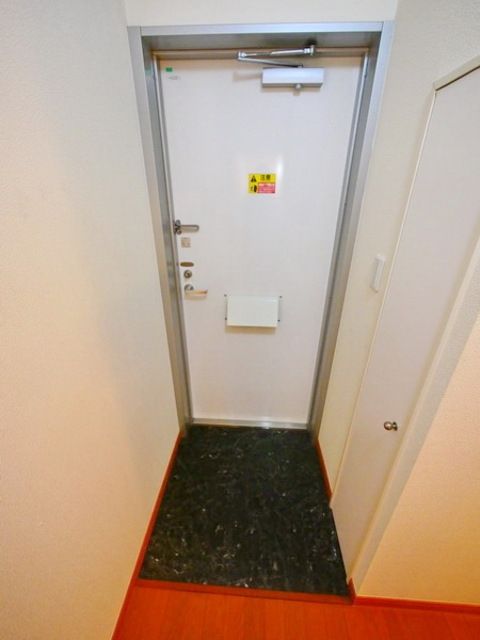 玄関　★タウンハウジング稲田堤店までお問い合わせ下さいませ★