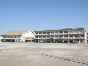 小学校　愛西市立北河田小学校（小学校）まで546m