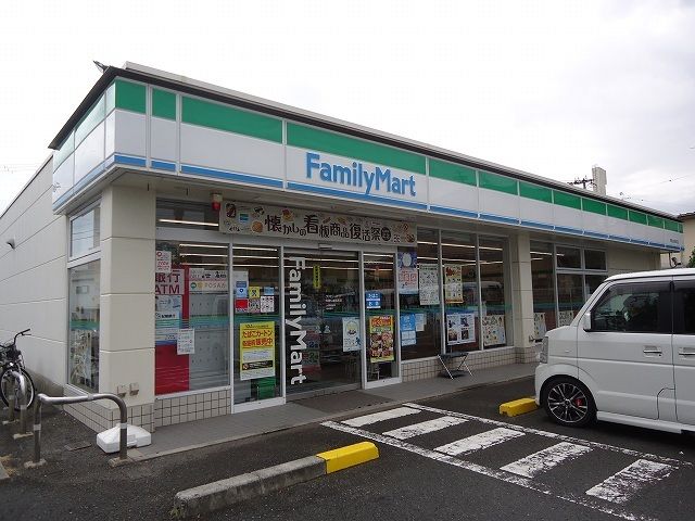 コンビニ　ファミリーマート雄松町店様（コンビニ）まで38m