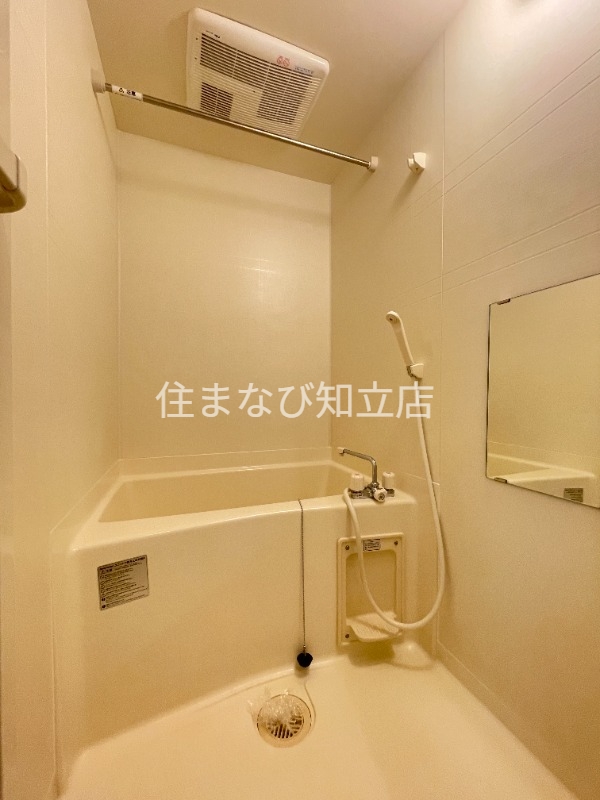 バス・シャワールーム　同型別部屋写真