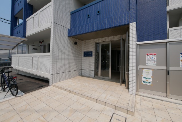 その他　エントランス