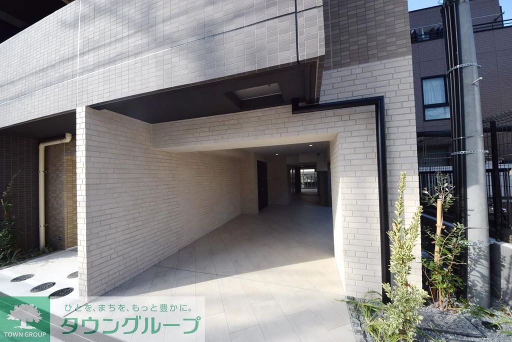 エントランス　エントランス