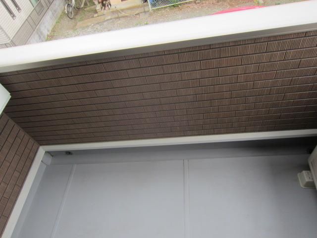 バルコニー　★バルコニースペースに洗濯物も干せます★