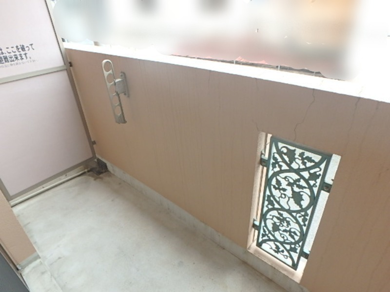 バルコニー　図面と現状に相違がある場合には現状を優先