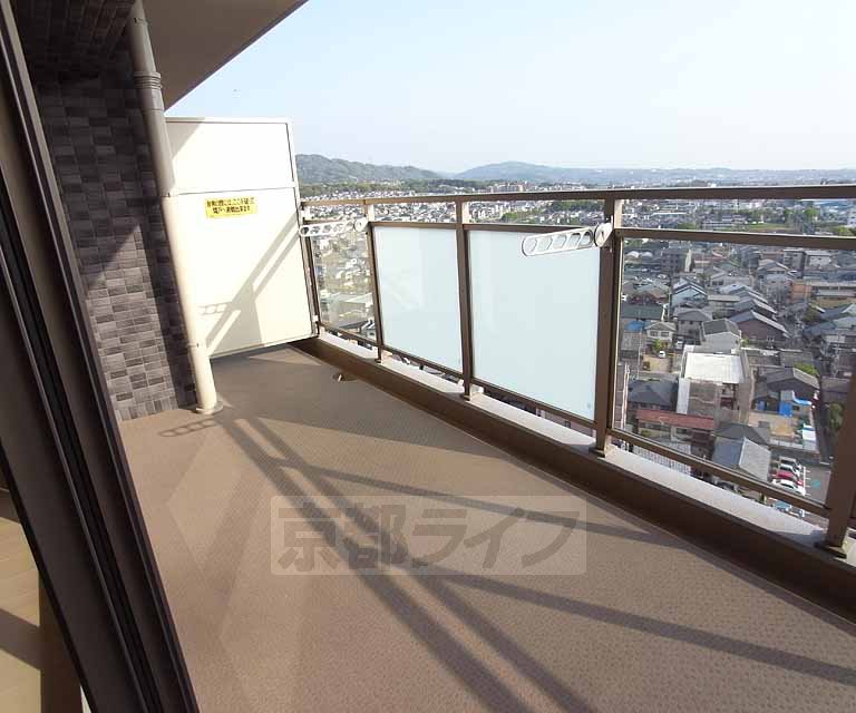 バルコニー　広く景色も良いベランダです。