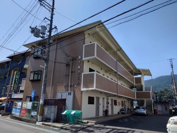建物外観　駅まで徒歩５分圏内♪