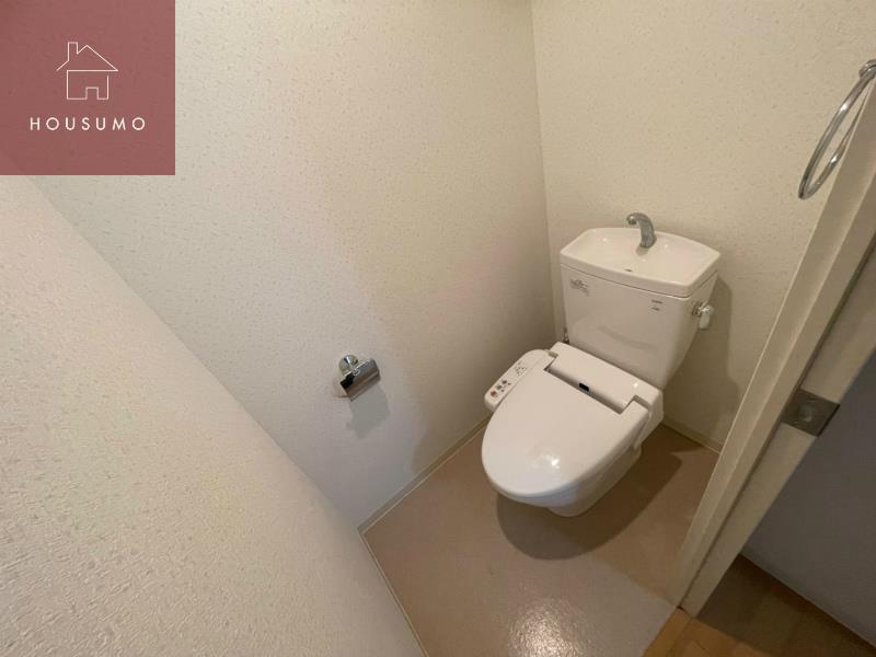 トイレ　落ち着いたトイレです