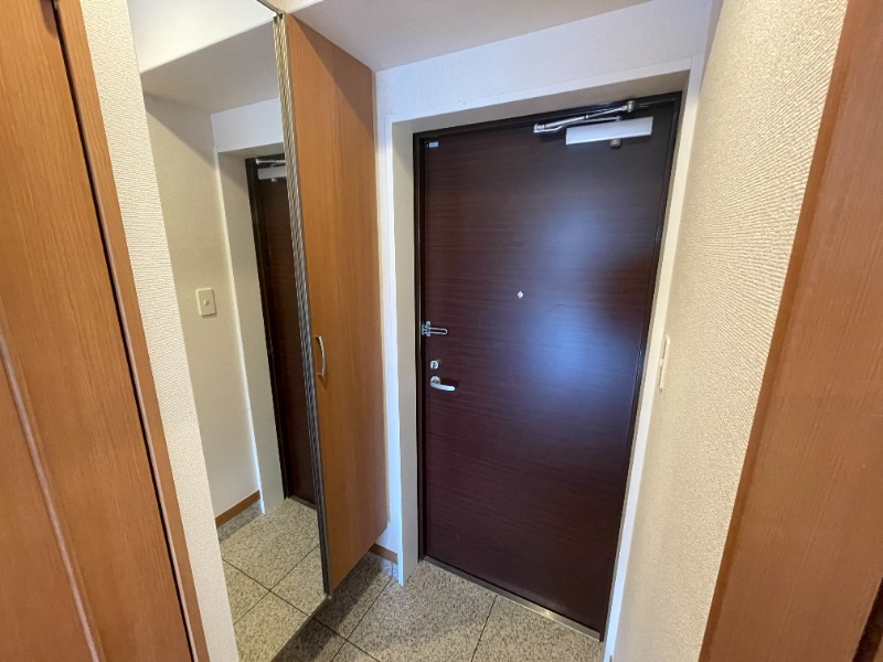 玄関　別号室イメージ