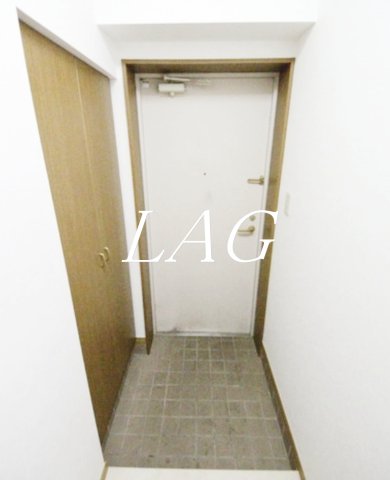 玄関　玄関です。