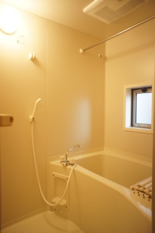 バス・シャワールーム　図面と現状に相違がある場合には現状を優先