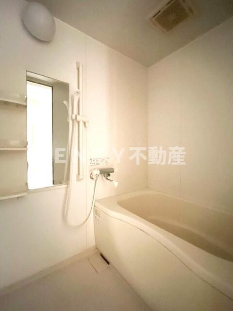 バス・シャワールーム　日々の疲れを癒すお風呂付です