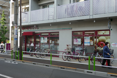 スーパー　まいばすけっと 蓮根駅前店（スーパー）まで549m